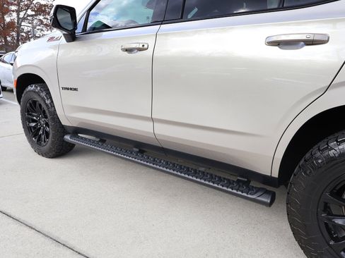 Used 2022 Chevrolet Tahoe Z71 w/ Luxury Package image 52