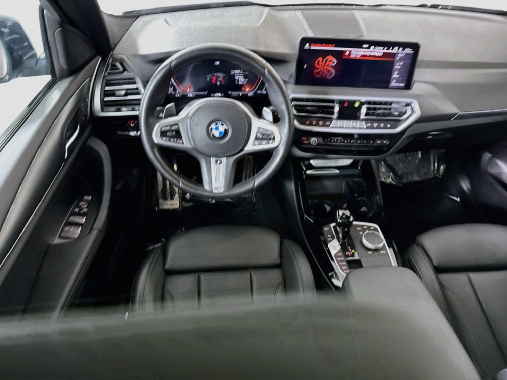 Used 2022 BMW X3 xDrive30i w/ M Sport Package AWD/4WD image 3