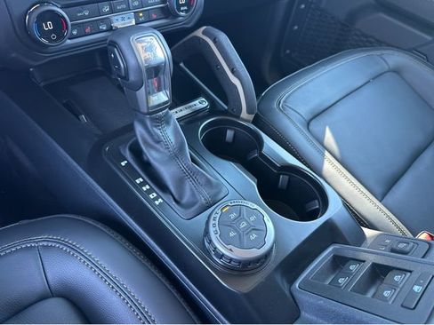 New 2025 Ford Bronco Badlands image 20