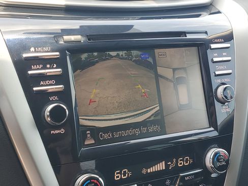 Used 2020 Nissan Murano SL w/ Moonroof Package FWD image 23