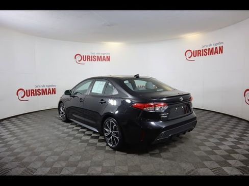 Used 2022 Toyota Corolla SE w/ Carpet Mat Package (TMS) FWD image 8