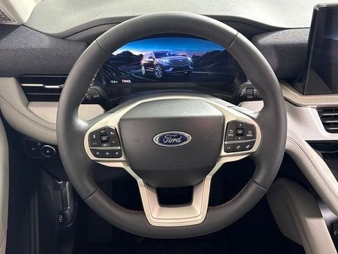 New 2026 Ford Explorer Active w/ Active Comfort Package AWD/4WD image 19