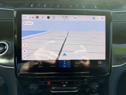 Certified 2022 Jeep Grand Cherokee L Limited image 30