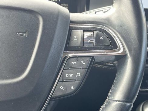 Used 2021 Lincoln Nautilus Standard w/ Equipment Group 101A image 29