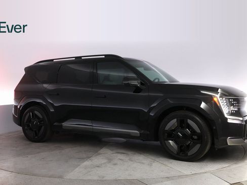 Used 2024 Kia EV9 GT-Line image 5