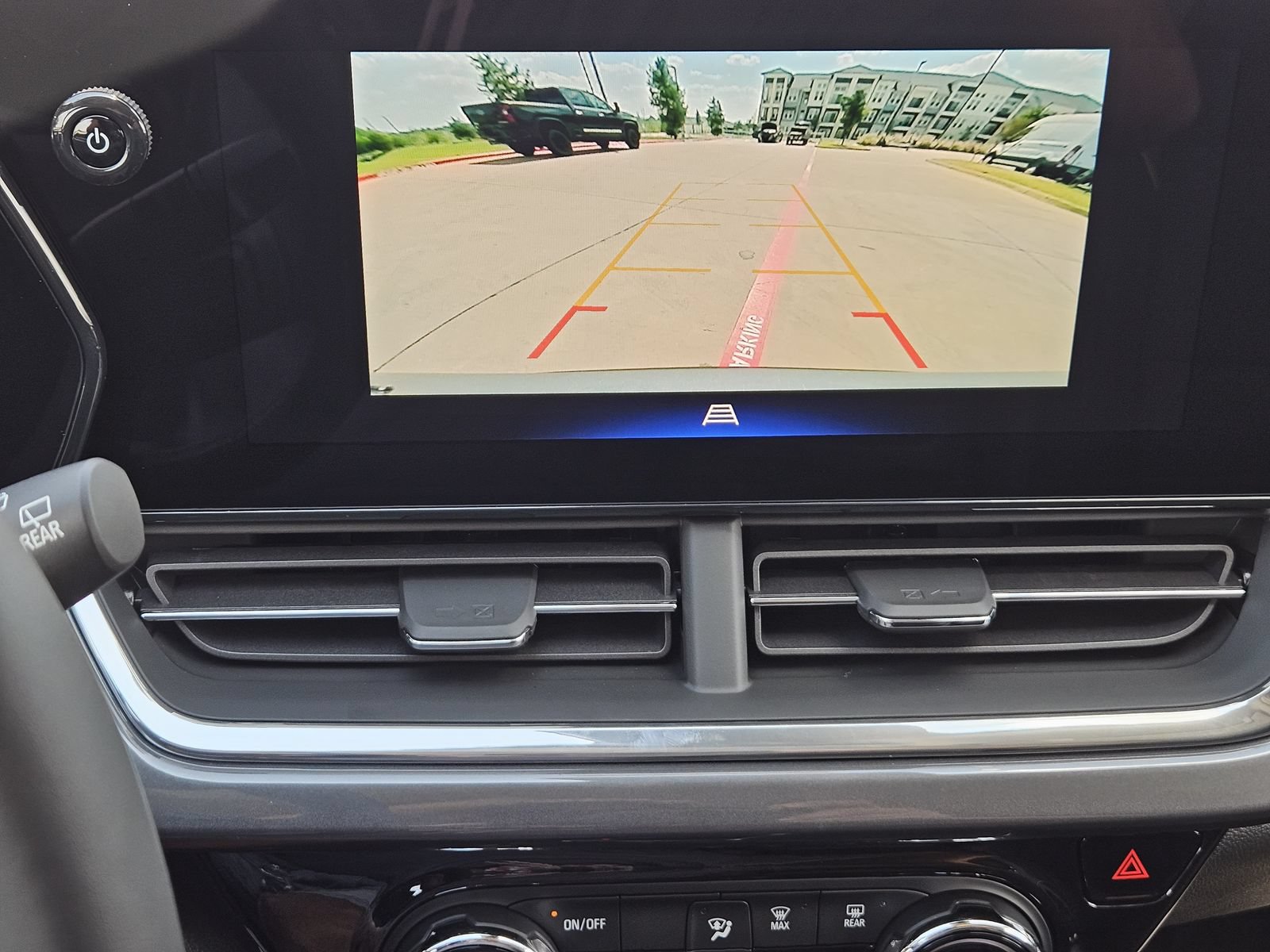 New 2026 Chevrolet Trax ACTIV w/ Driver Confidence Package FWD image 20