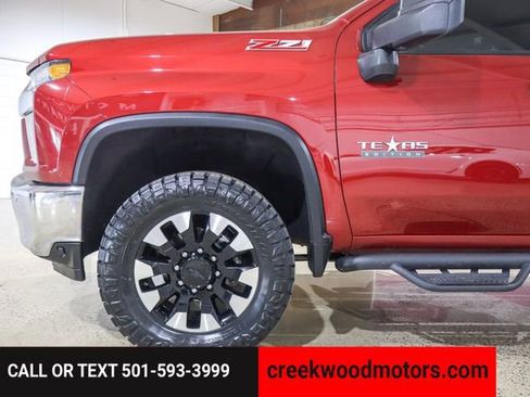 Used 2020 Chevrolet Silverado 2500 LT w/ Texas Edition image 13
