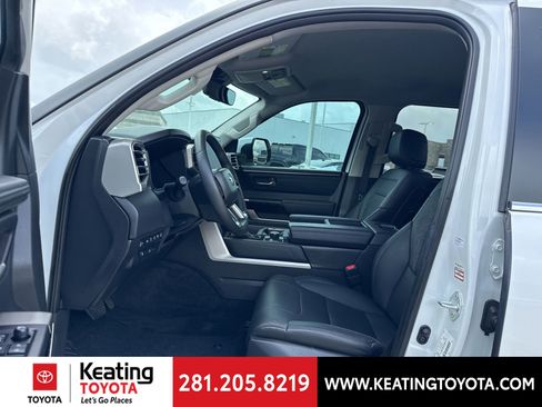 Used 2024 Toyota Tundra Limited AWD/4WD image 17