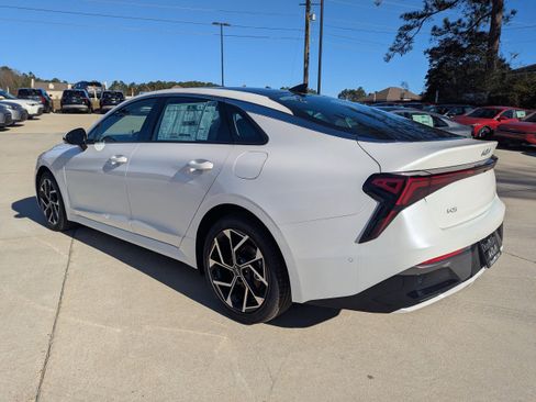 New 2026 Kia K5 EX image 3