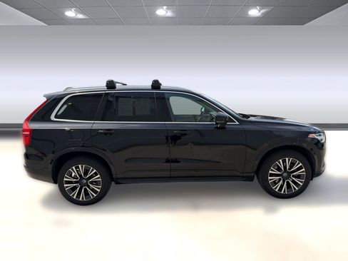 Used 2022 Volvo XC90 T5 Momentum w/ Climate Package FWD image 8