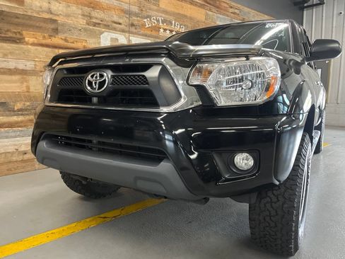 Used 2013 Toyota Tacoma 4x4 Double Cab w/ TRD T/X Baja Series image 9
