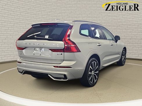 Used 2023 Volvo XC60 B5 Plus w/ Climate Package AWD/4WD image 5