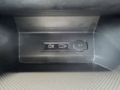 Used 2019 Volkswagen Atlas SE FWD image 26