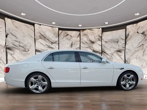 Used 2014 Bentley Flying Spur W12 AWD/4WD image 3