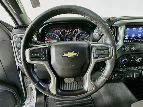 Used 2019 Chevrolet Silverado 1500 LT w/ All-Star Edition AWD/4WD image 12