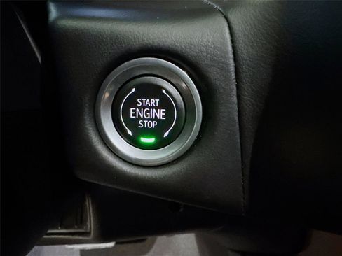 Used 2024 Chevrolet Tahoe High Country w/ Advanced Technology Package AWD/4WD image 13