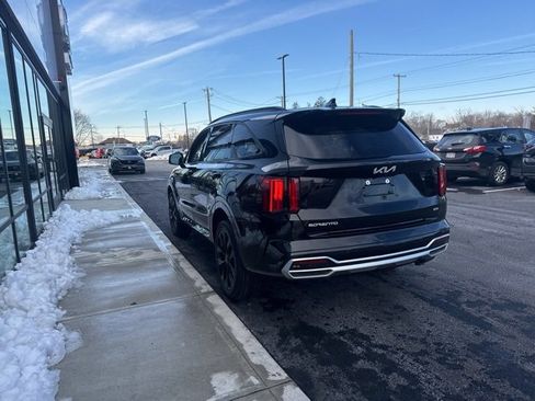 Used 2023 Kia Sorento SX image 5
