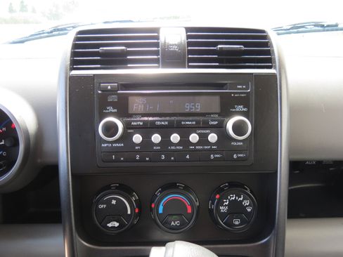 Used 2010 Honda Element EX image 18