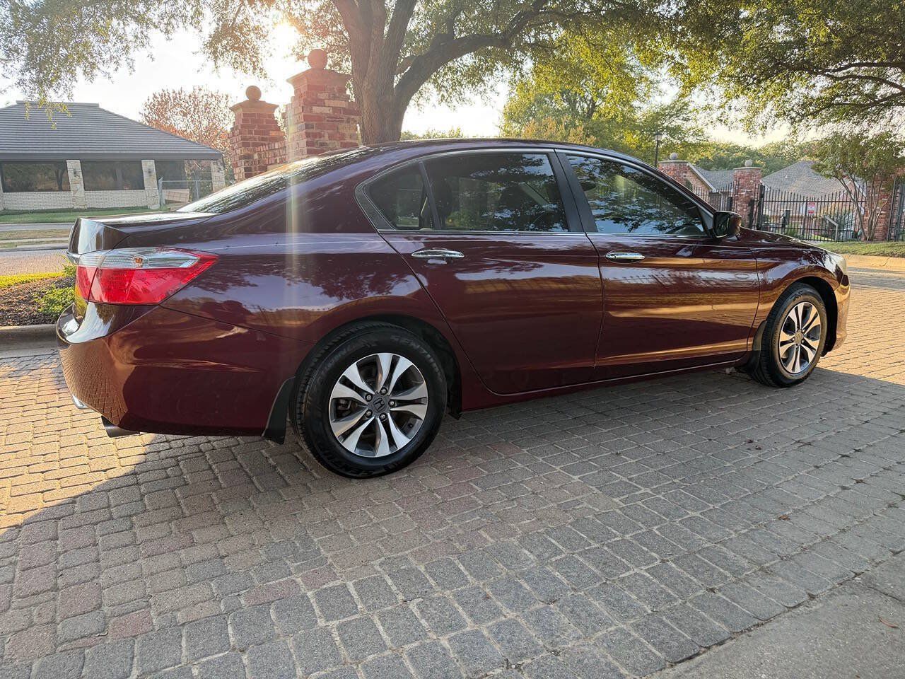 Used 2013 Honda Accord LX image 3