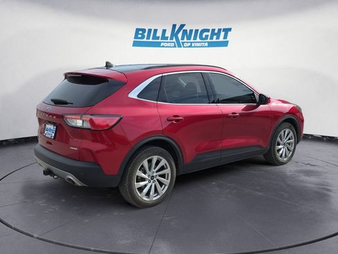 Used 2022 Ford Escape Titanium w/ Titanium Elite Package AWD/4WD image 5