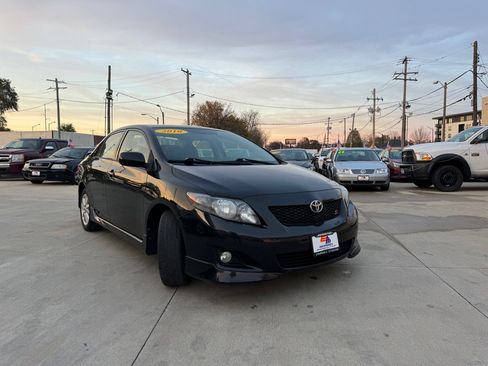 Used 2010 Toyota Corolla S image 6