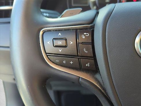 Used 2022 Lexus ES 350 w/ Premium Package FWD image 11