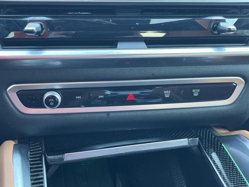 Used 2026 BMW X6 M60i image 6