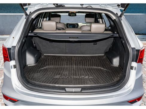 Used 2018 Hyundai Santa Fe Sport image 9