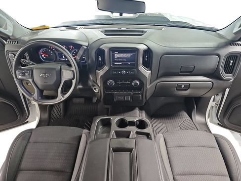 Used 2022 Chevrolet Silverado 1500 Custom Trail Boss w/ LPO, Dark Essentials Package AWD/4WD image 11