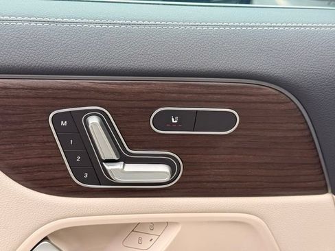 New 2026 Mercedes-Benz GLA 250 4MATIC image 17