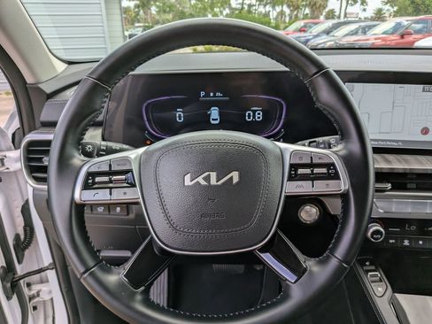 Certified 2025 Kia Telluride EX FWD image 30