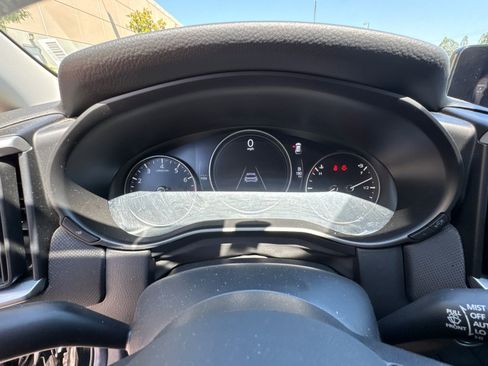 Used 2025 MAZDA CX-50 AWD 2.5 S w/ Premium Package image 28