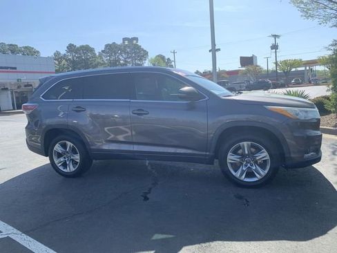 Certified 2016 Toyota Highlander Limited image 9