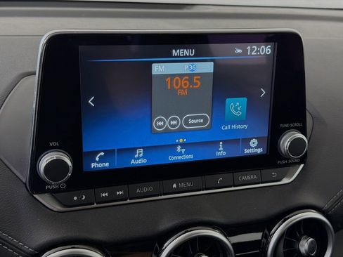 Used 2025 Nissan Sentra SV FWD image 31