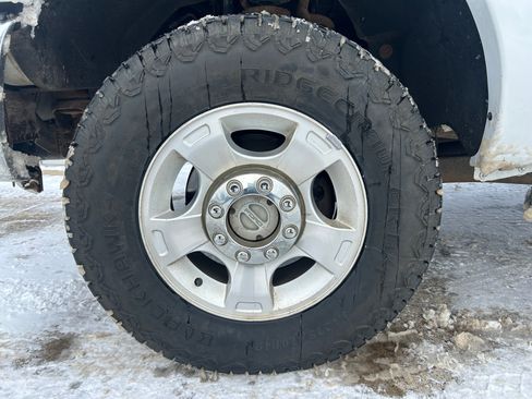 Used 2011 Ford F250 XLT w/ XLT Interior Pkg image 10