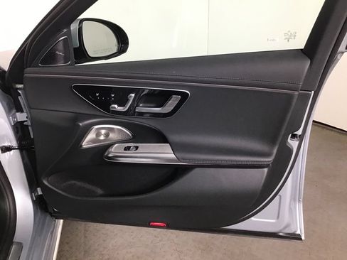 Used 2025 Mercedes-Benz E 450 4MATIC Sedan image 18