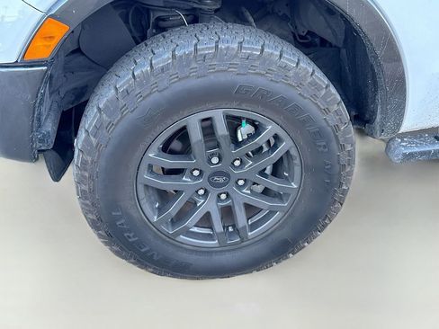 Used 2022 Ford Ranger Lariat w/ Tremor Off-Road Package image 29