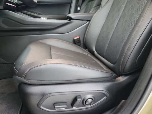 New 2026 Jeep Cherokee Overland w/ Advanced Pro Tech Group AWD/4WD image 19