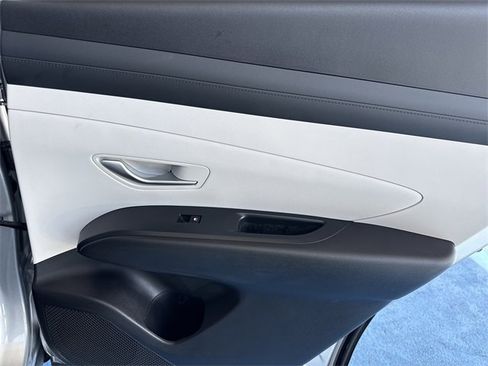 Used 2025 Hyundai Tucson SEL image 32