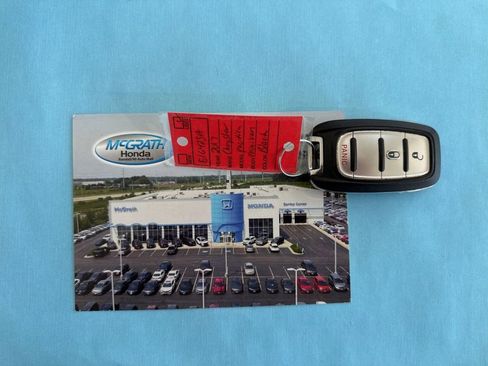 Used 2017 Chrysler Pacifica LX image 4