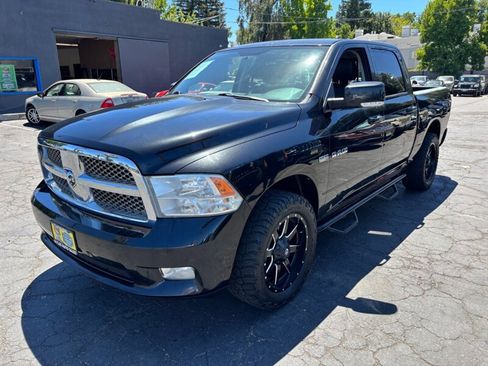 Used 2009 Dodge Ram 1500 Truck Sport AWD/4WD image 9