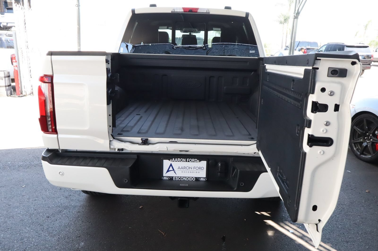 Used 2025 Ford F150 Platinum AWD/4WD image 42