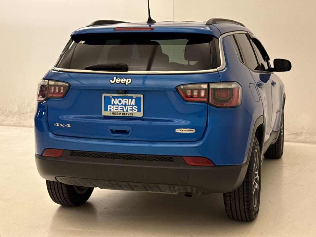 Used 2017 Jeep Compass Latitude w/ Popular Equipment Group AWD/4WD image 9