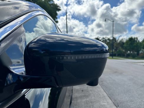 Used 2024 Nissan Murano SL image 13