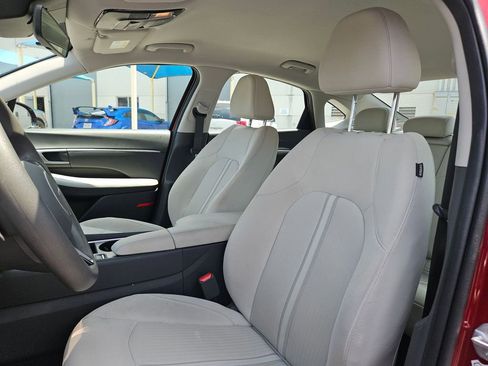 Used 2025 Hyundai Sonata SEL FWD image 16
