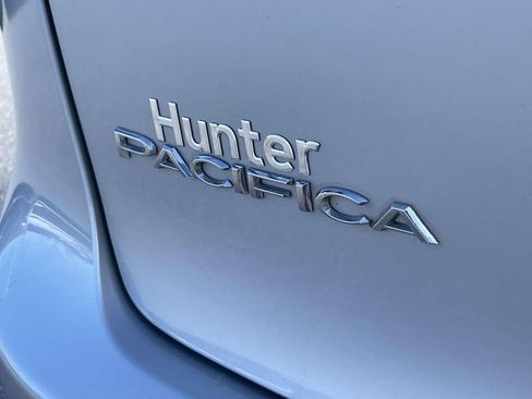 Used 2022 Chrysler Pacifica Touring-L image 26