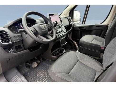 New 2025 RAM ProMaster 3500 w/ Quick Order Package 22G SLT image 10