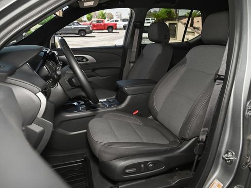 Used 2023 Chevrolet Traverse LT FWD image 20