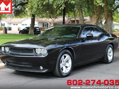 Used 2010 Dodge Challenger SE