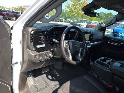 Used 2022 Chevrolet Silverado 1500 RST w/ LPO, Dark Essentials Package image 23